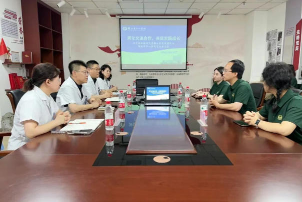 京錦協(xié)同暖民心！北京協(xié)和醫(yī)學(xué)院實(shí)踐隊(duì)攜手我院共推優(yōu)質(zhì)醫(yī)療資源下沉